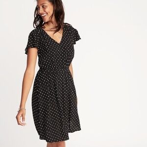 NWT Old Navy Waist-Defined V-Neck Flutter-Sleeve Dress Black Polka Dot Mini